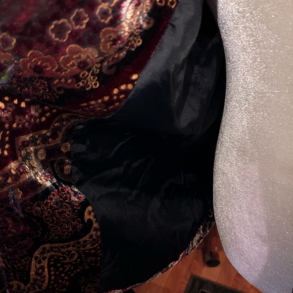 CHICOS SIZE 2 SIZE LARGE GORGEOUS RAYON/SILK LINED JACKET WITH SEQUIN. - Picture 5 of 5